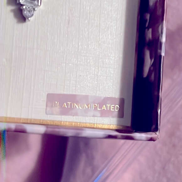 BADGLEY MISHKA CRYSTAL BAQUETTE NECKLACE/EARRINGS SET NIB - Picture 4 of 6